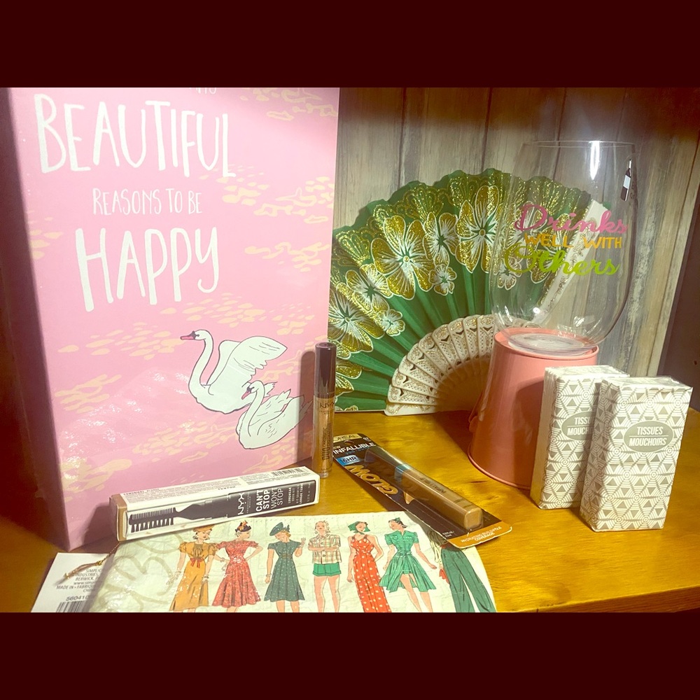 Make-Up Pish Posh Gift Box